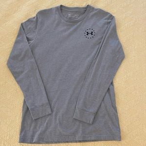 Men’s Small Long sleeve Under Armour Shirt
